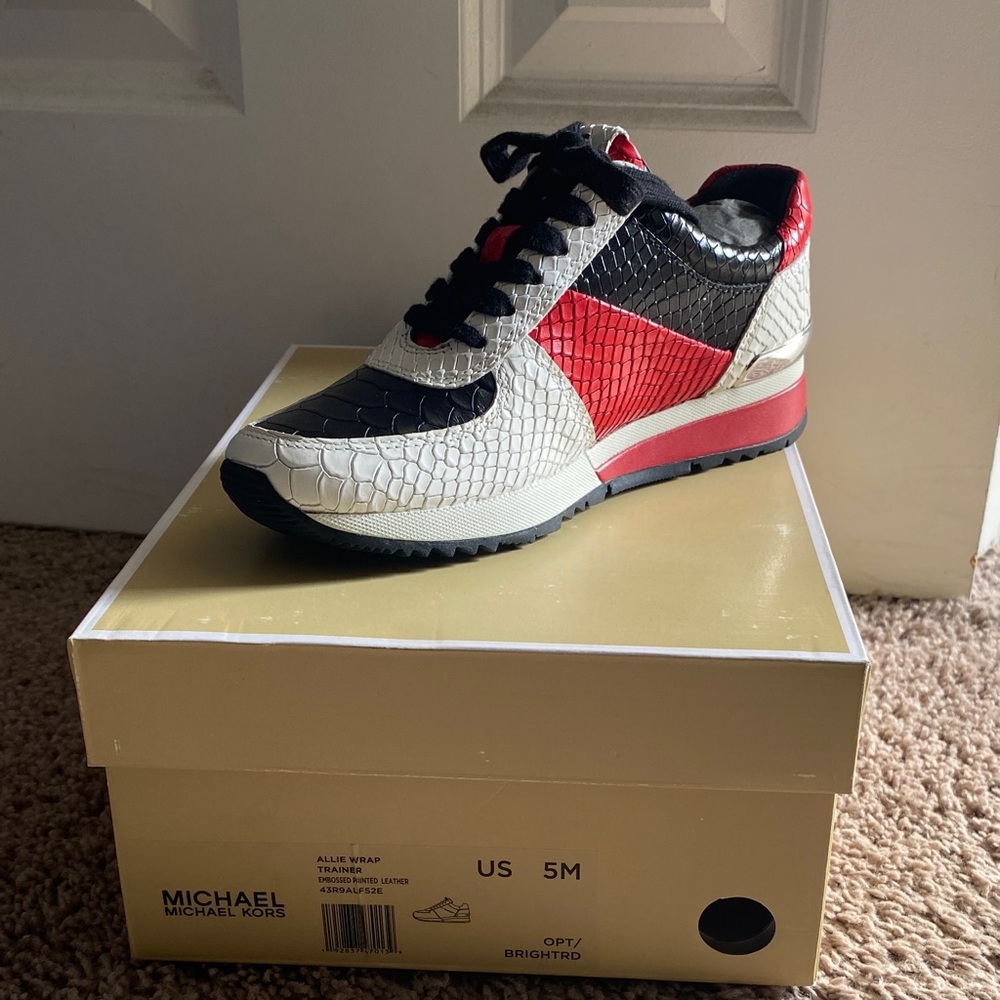 Michael Kors Kids White Black and Red Croc-Texture Sneaker